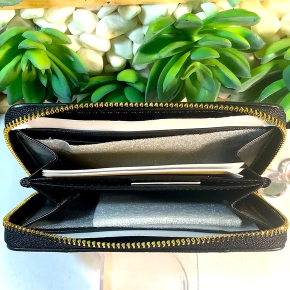 Michael Kors Jet Set Zip Around Card Case 🔥NWT🔥 - Picture 4 of 13